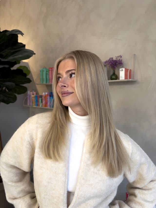 Kjølig beige blond med glans
